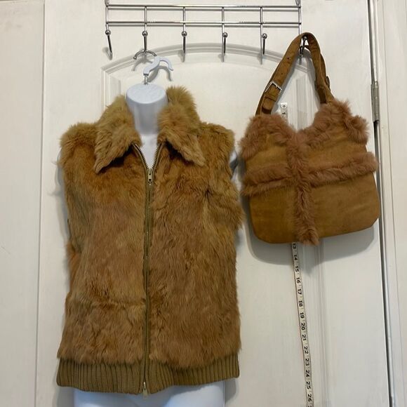 NWOT Authentic rabbit fur vest and handbag